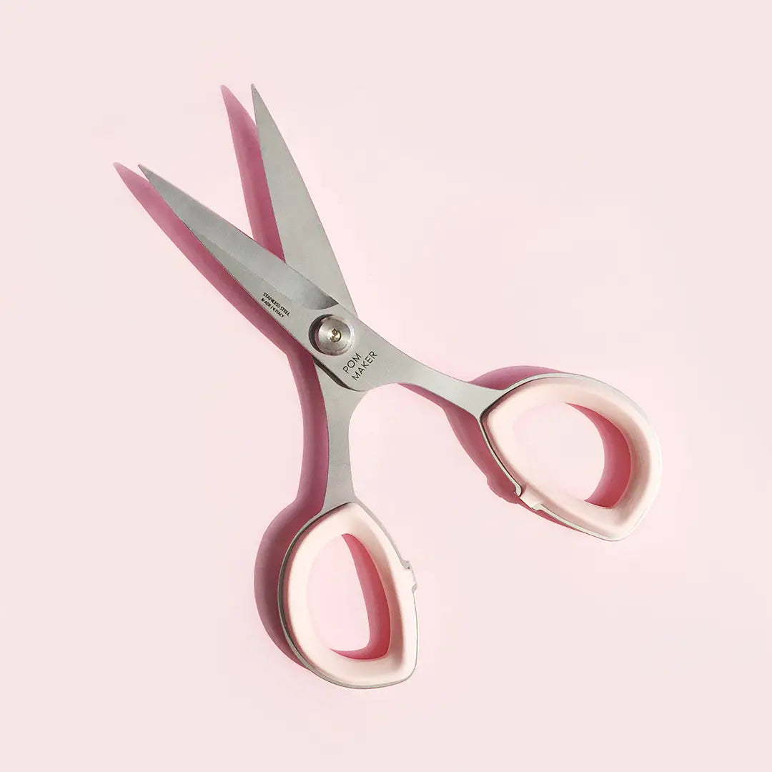 Pom Maker The Ultimate Pompom Scissors