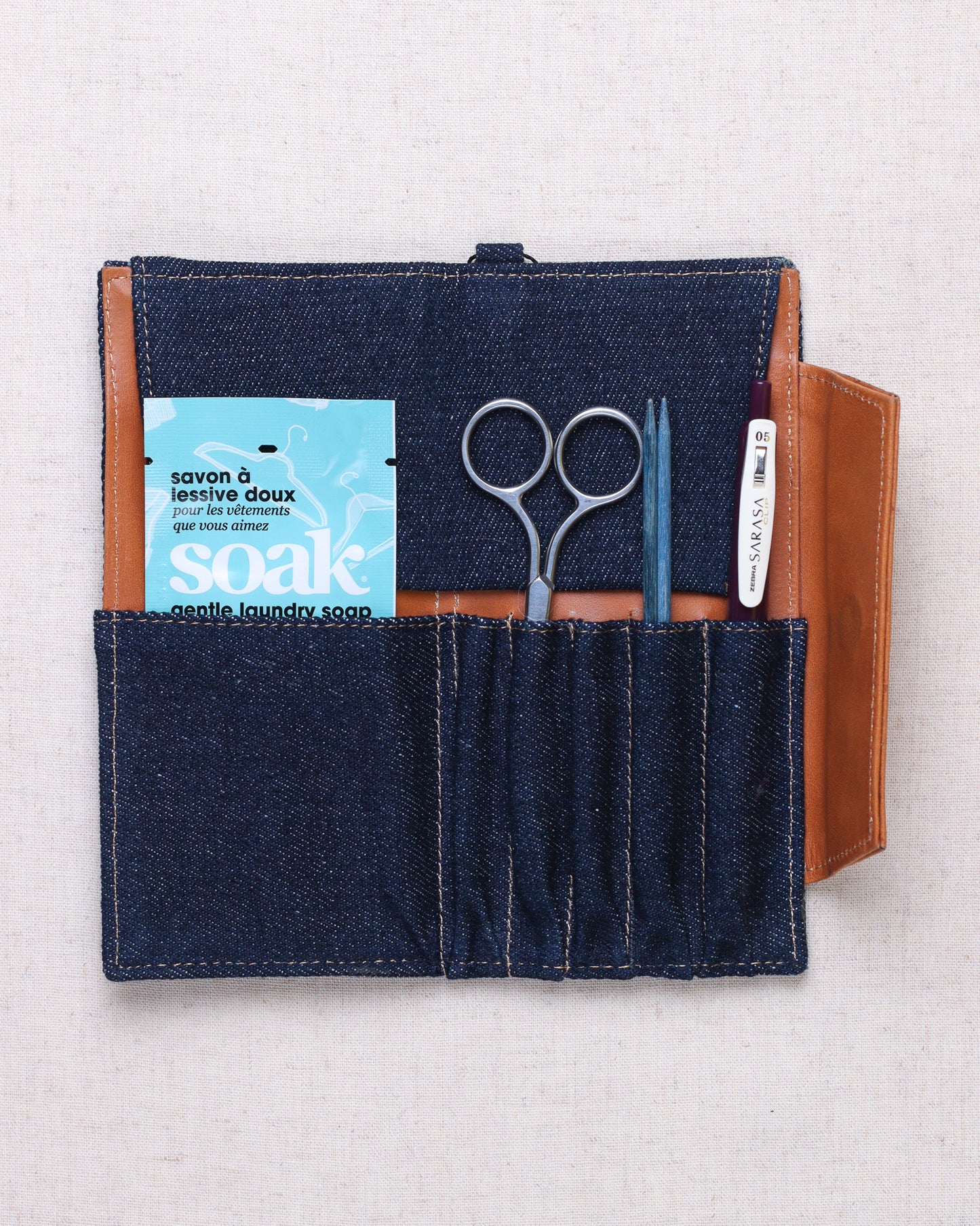 Lykke Weekender Needle Case
