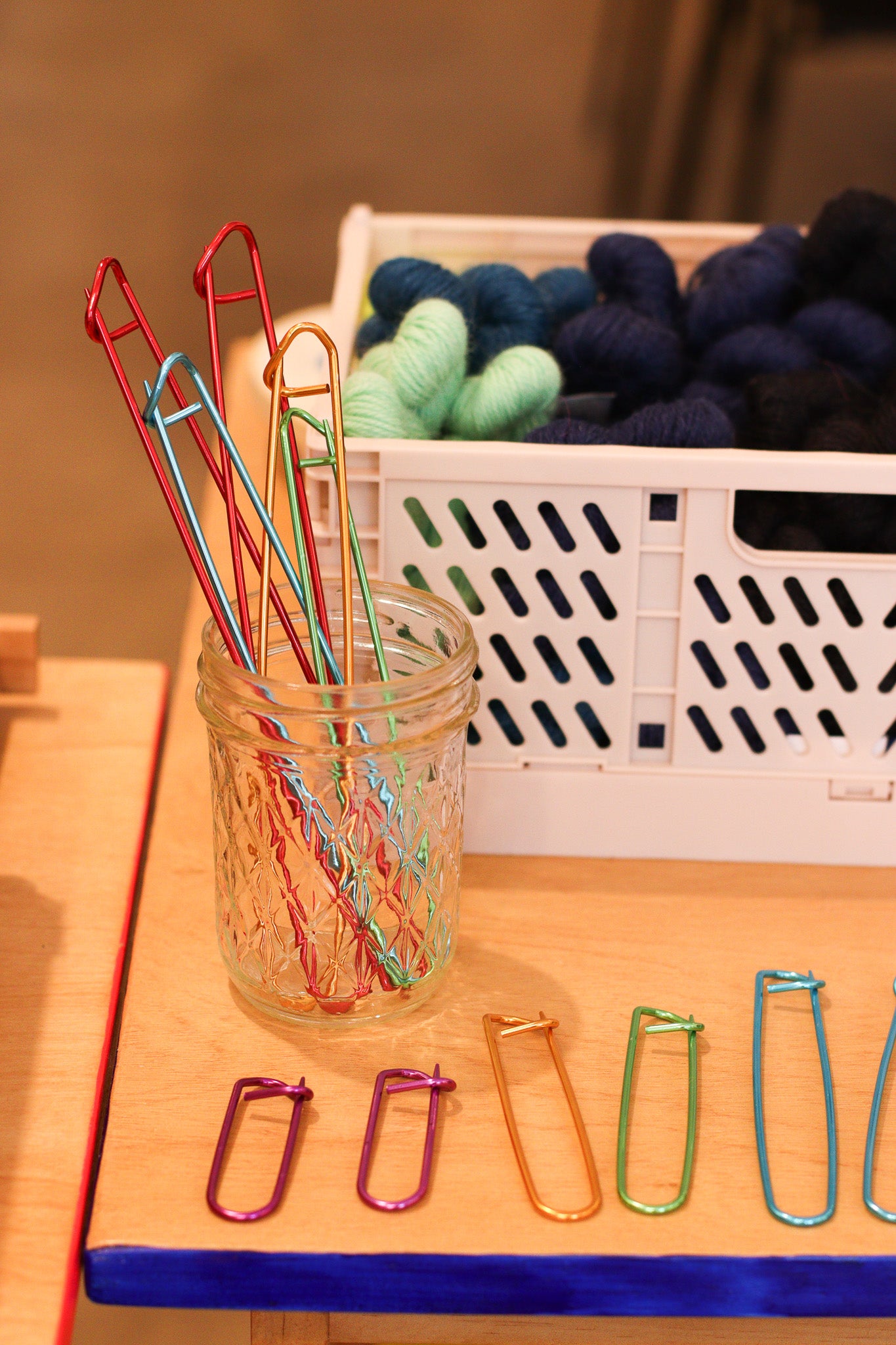 Metal Stitch Holder Pins