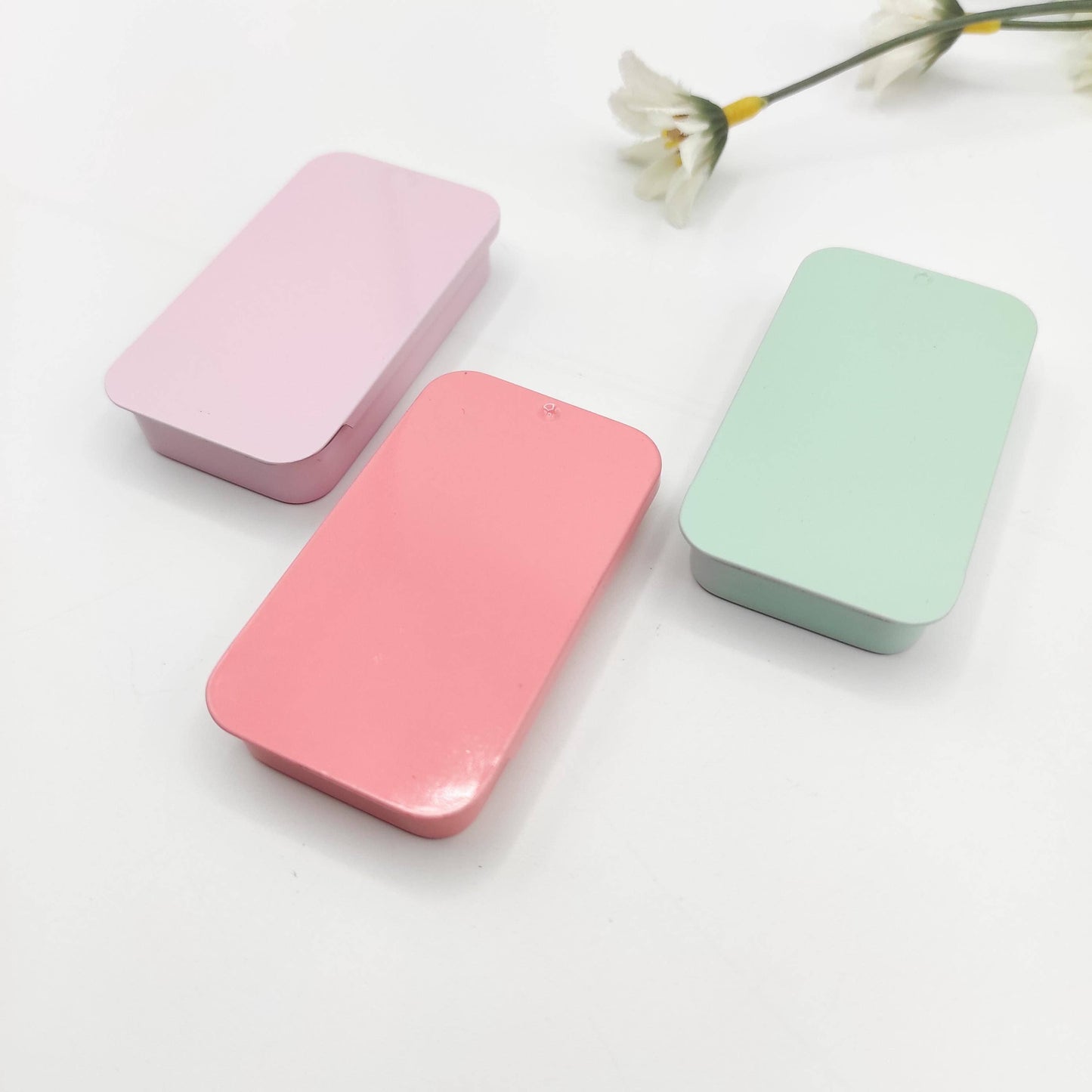 Solid Color Small Magnetic Tin Needle Case