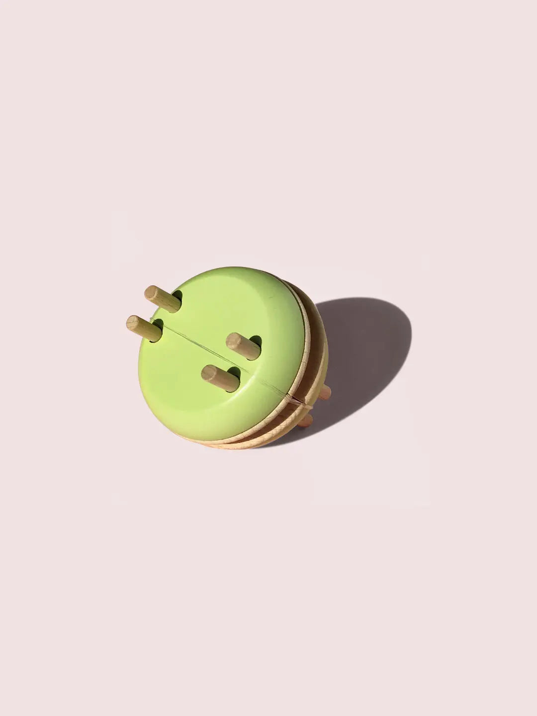 Small Macaron Pom Pom Maker