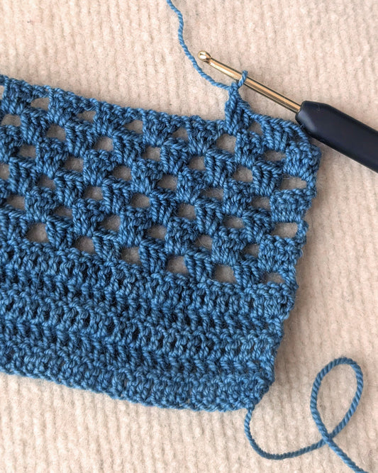 How to crochet a swatch in granny stitch