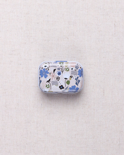 Patterned Small Magnetic Needle Case