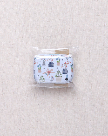 Patterned Small Magnetic Needle Case