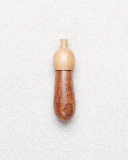 Degen Needle-Holding Acorn